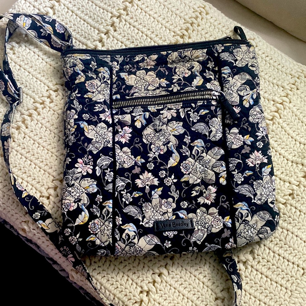 Vera Bradley Cross Body purse